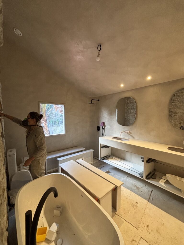 Spécialiste béton ciré à Var (83) | Matières And co - Béton ciré - Matières And Co