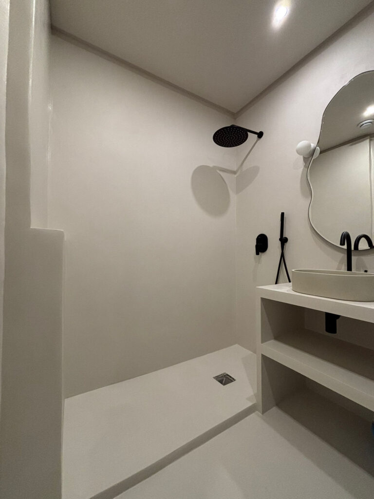 Salle de bain en béton ciré – Réalisation de prestige à Monaco - Béton ciré - Matières And Co